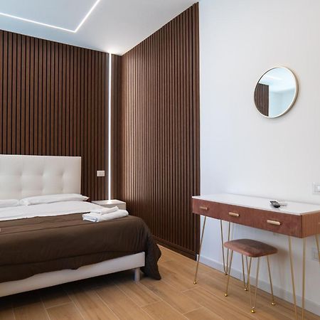Relais San Demetrio - Modern & Central Rooms Salerno Exterior photo