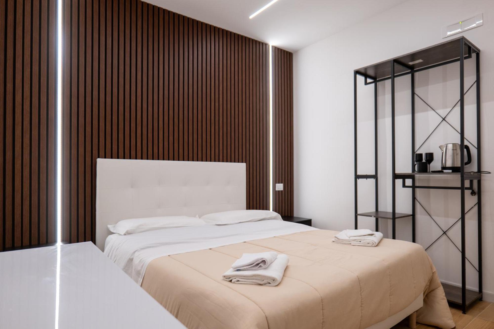 Relais San Demetrio - Modern & Central Rooms Salerno Exterior photo